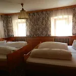Appartementhaus Zum Holzknecht Am 4*